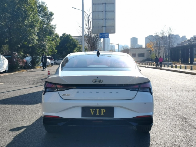 Hyundai Elantra 1.5L CVT Elite 2023