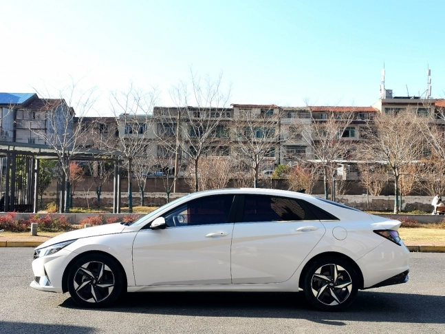 Hyundai Elantra 1.5L CVT Elite 2023