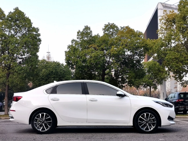 Kia K3 1.5L CVT Fashion 2022