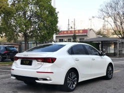Kia K3 1.5L CVT Fashion 2022