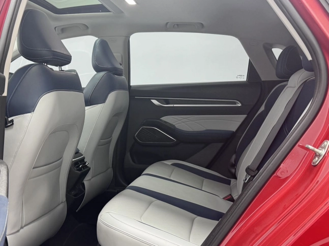 Geely Emgrand 1.5L CVT Flagship 2022