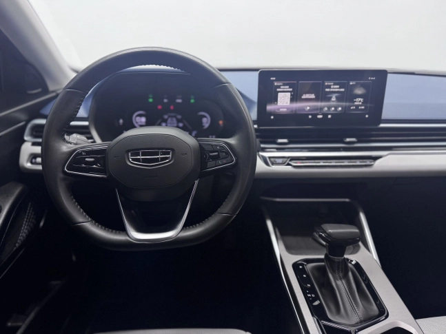 Geely Emgrand 1.5L CVT Flagship 2022