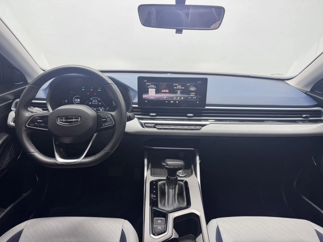 Geely Emgrand 1.5L CVT Flagship 2022