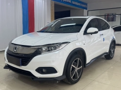 Honda Vezel 1.5L CVT Black Edition Pioneer 2021