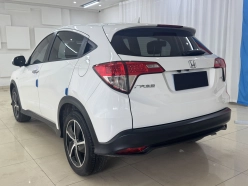Honda Vezel 1.5L CVT Black Edition Pioneer 2021