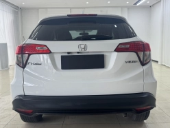 Honda Vezel 1.5L CVT Black Edition Pioneer 2021