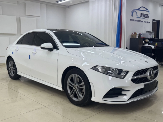 Mercedes-Benz A-CLASS A180L Sport Sedan 2022