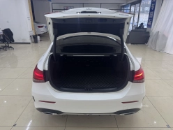 Mercedes-Benz A-CLASS A180L Sport Sedan 2022