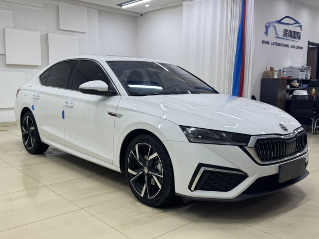 Skoda Octavia PRO 280 TSI DSG Premium Edition 2021