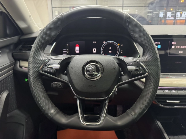 Skoda Octavia PRO 280 TSI DSG Premium Edition 2021