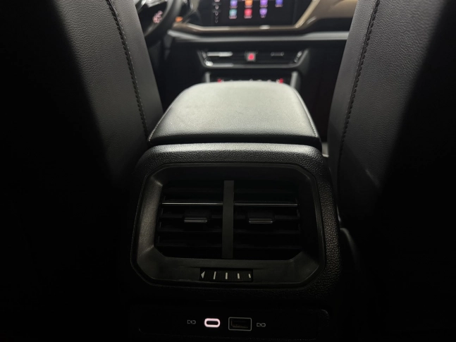 Volkswagen Tharu 280 TSI 2WD Luxury Edition 2022
