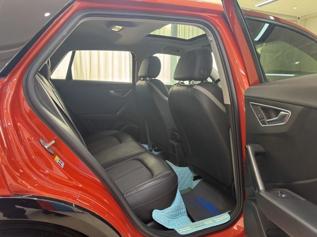 Audi Q2L 35 TFSI Sport Design 2021