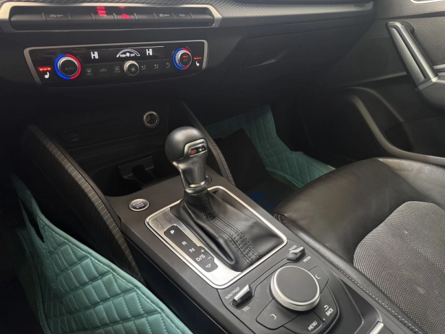 Audi Q2L 35 TFSI Sport Design 2021