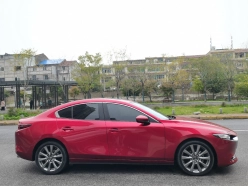 Mazda 3 2.0L Automatic Premium Luxury Edition 2022
