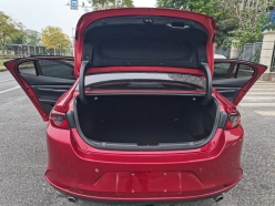 Mazda 3 2.0L Automatic Premium Luxury Edition 2022