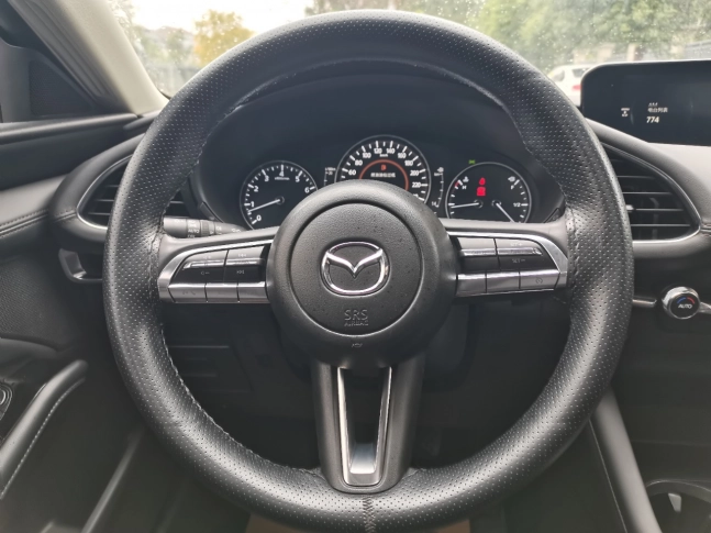 Mazda 3 2.0L Automatic Premium Luxury Edition 2022