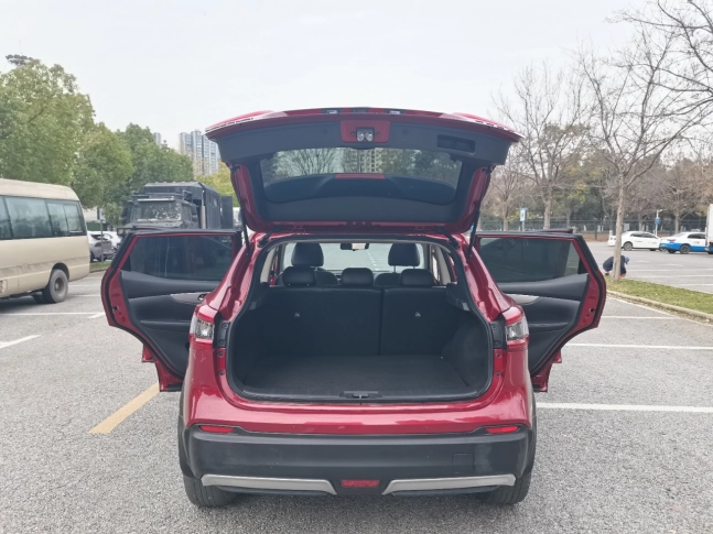 Nissan Qashqai 2.0L Luxury Edition 2022