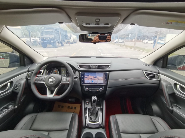 Nissan Qashqai 2.0L Luxury Edition 2022