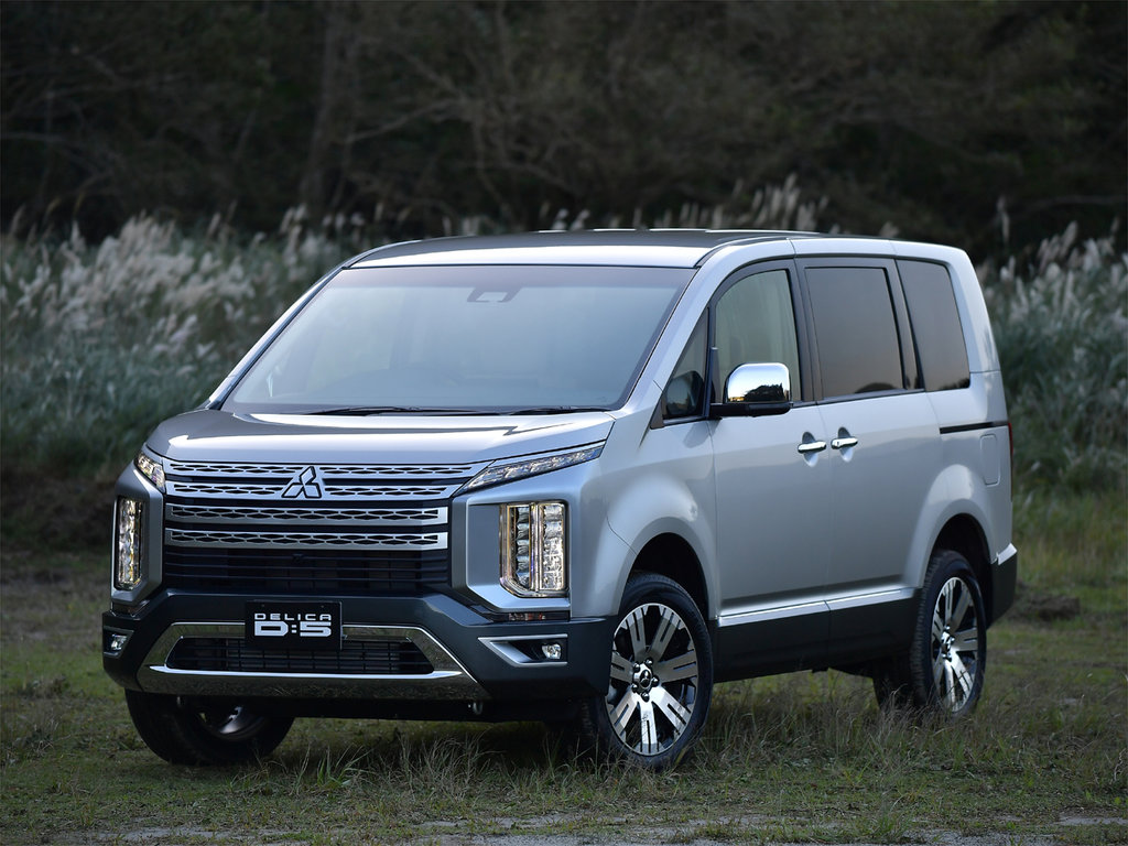 Mitsubishi Delica D5