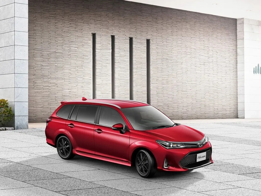 TOYOTA COROLLA FIELDER